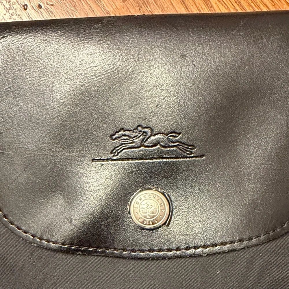 Longchamp Elegant Black Tote - Picture 2 of 14